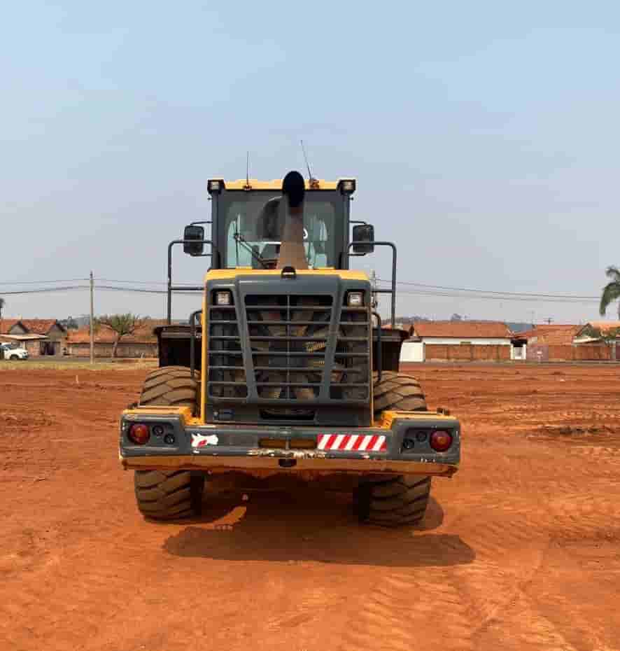Pá Carregadeira Hyundai HL757 9S 2020