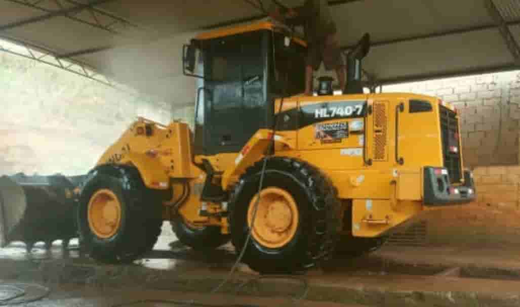 Pá Carregadeira Hyundai HL740-7 2014