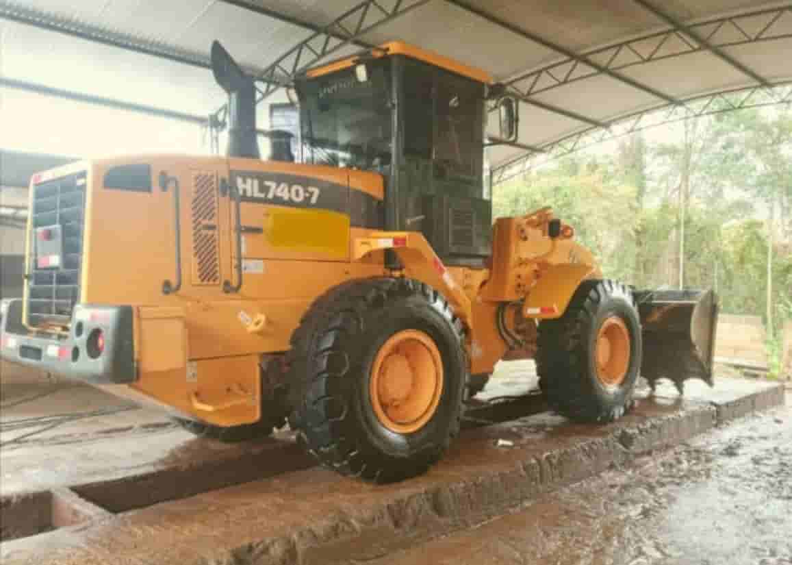 Pá Carregadeira Hyundai HL740-7 2014