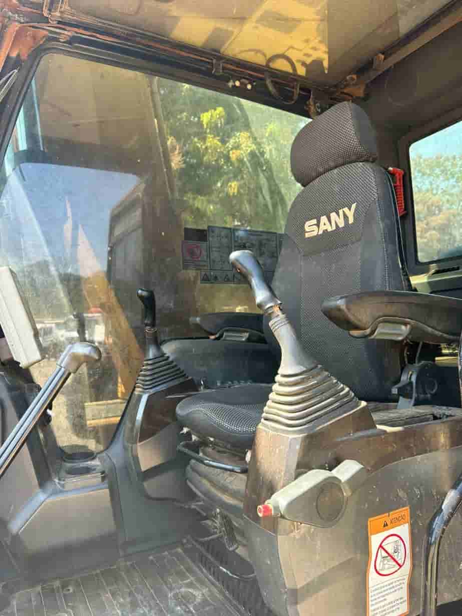 Escavadeira SANY SY135 C 2018