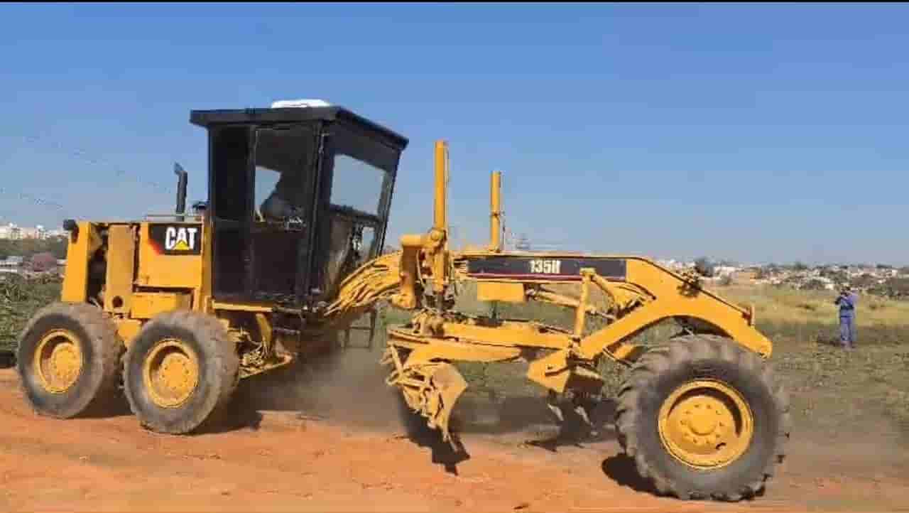 Motoniveladora Caterpillar 135H 1996