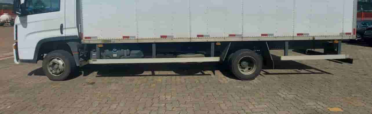 Caminhão Volkswagen 11.180 2023