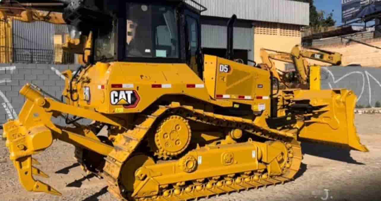 Trator de Esteira Caterpillar D5 2020