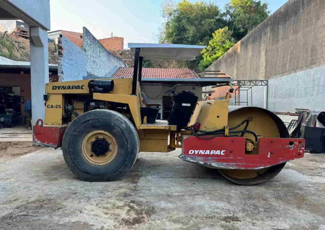 Rolo Compactador Dynapac CA25 1988