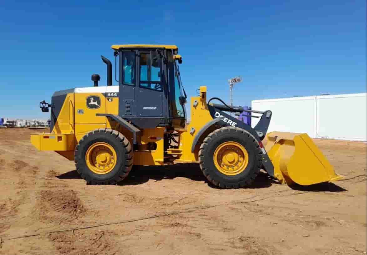 Pá Carregadeira John Deere 444G 2022
