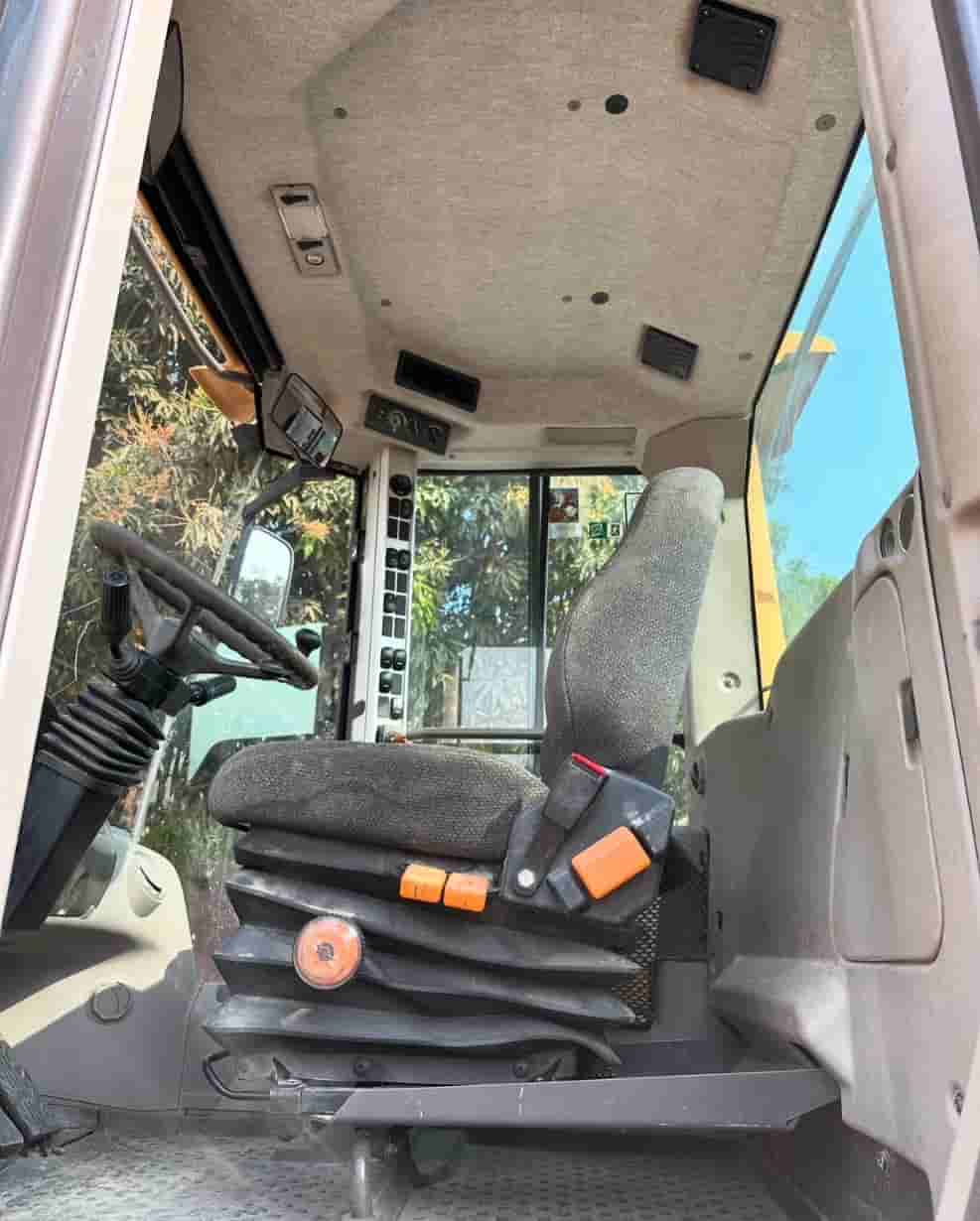 Pá Carregadeira Volvo L90F 2014