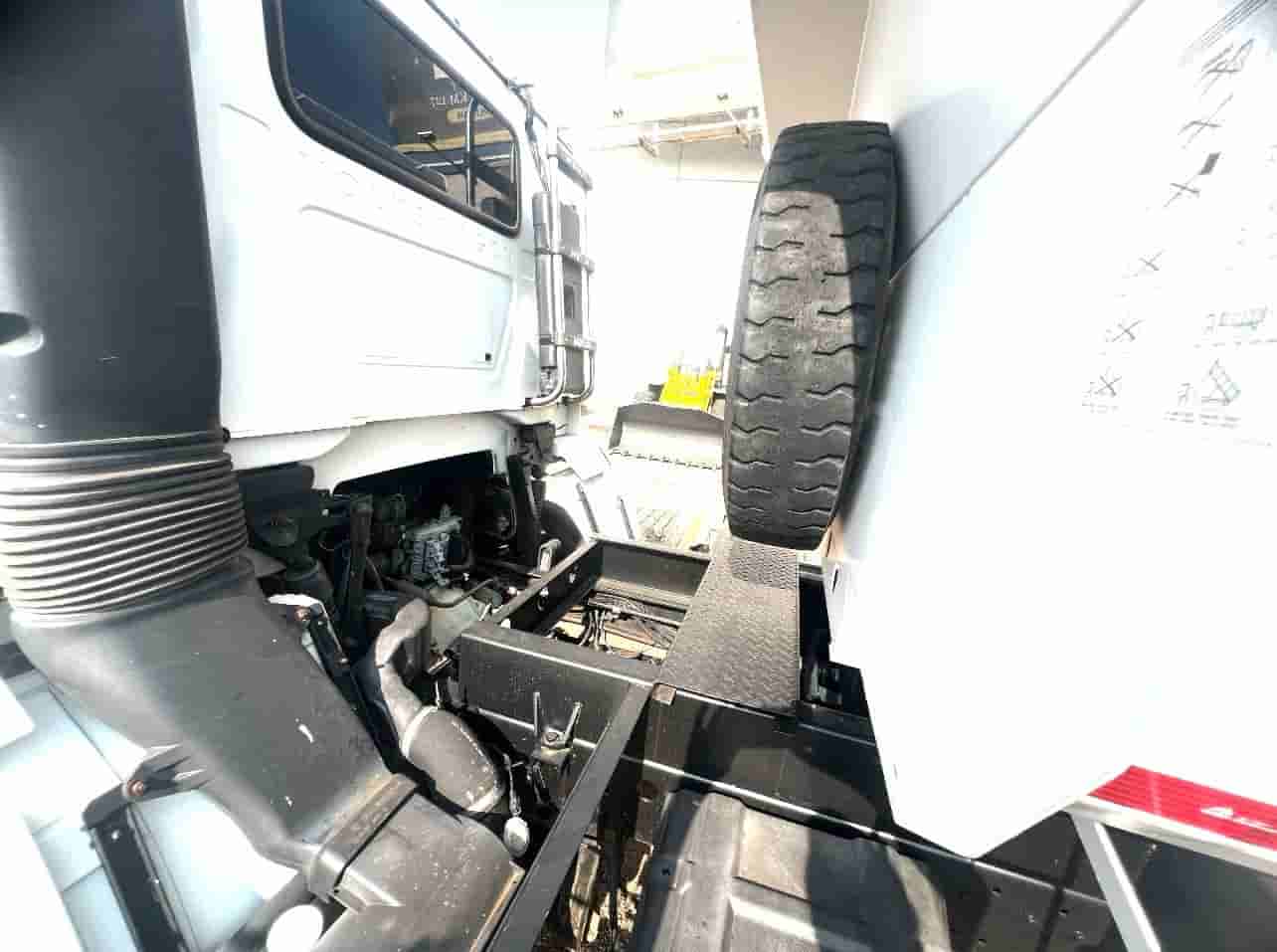 Caminhão Volkswagen 13180 2010