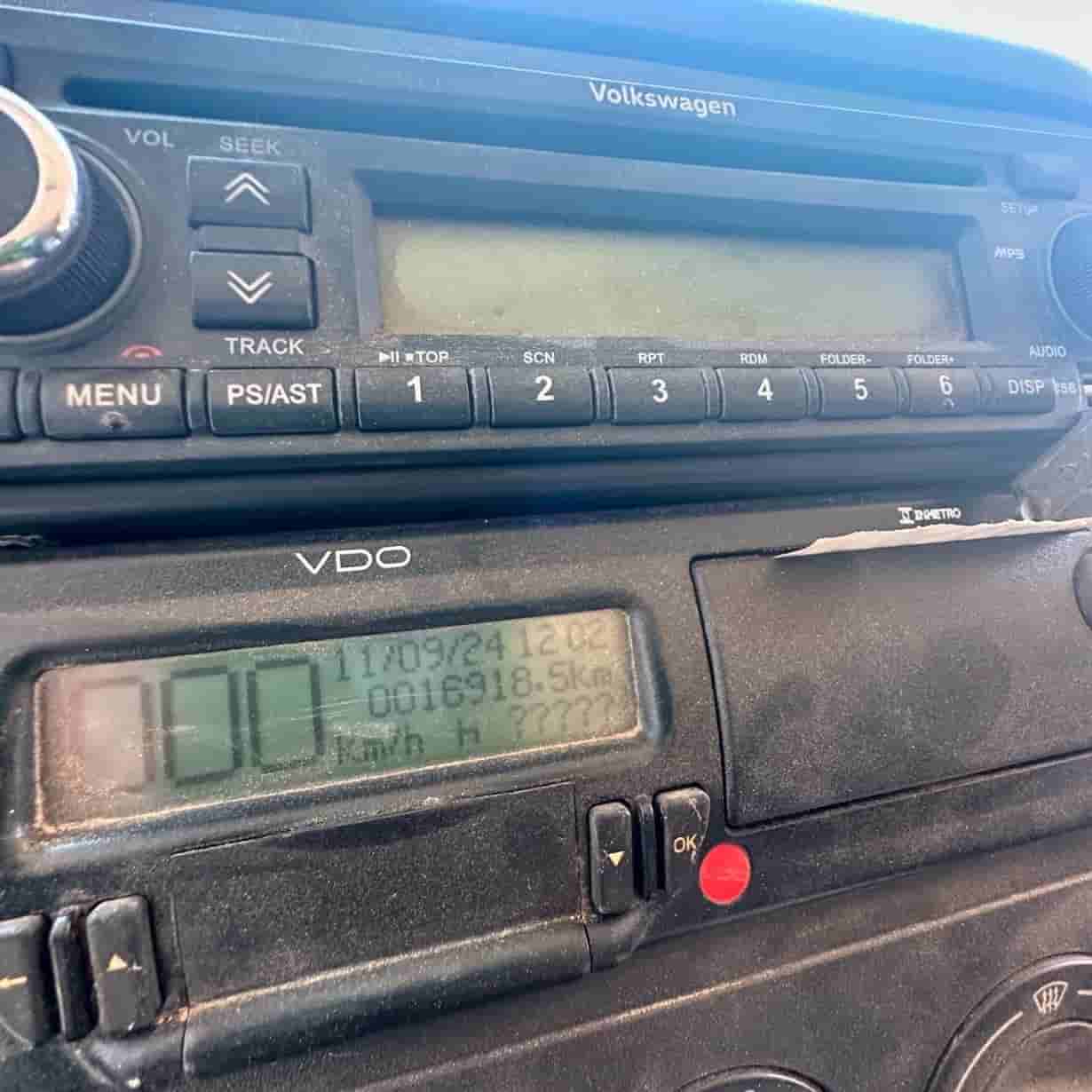 Caminhão Volkswagen 32.360  2021