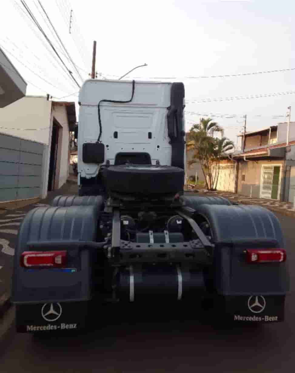 Caminhão Mecedes Benz Actros 2651 2021