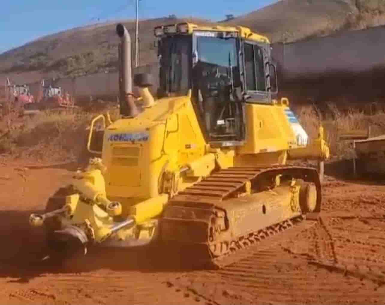 Trator de Esteira Komatsu D61-EX 2019