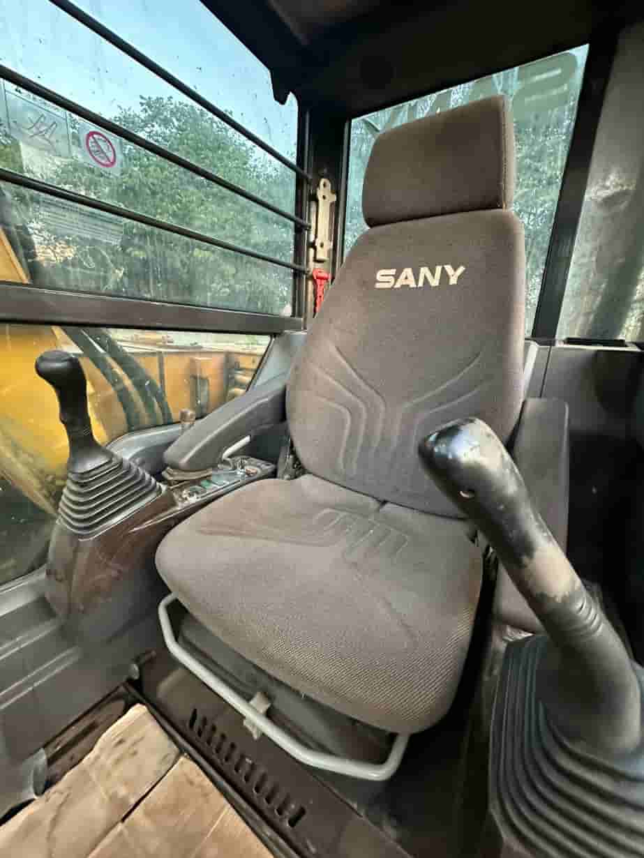 Mini Escavadeira SANY SY75 C 2012