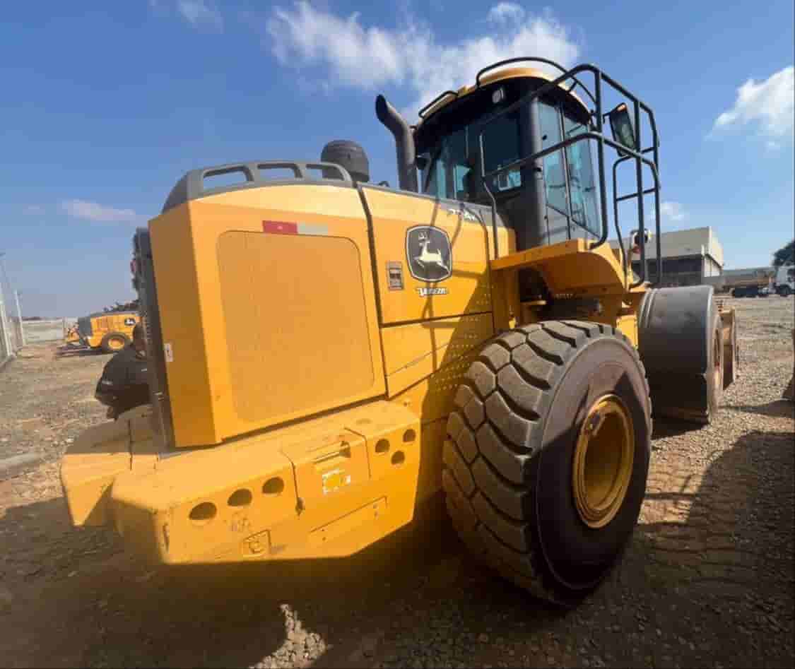 Pá Carregadeira John Deere 724K 2021