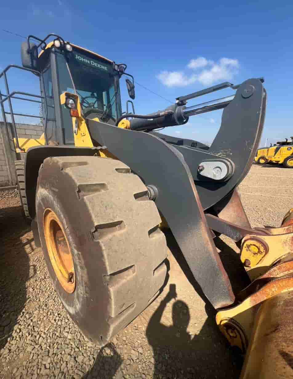 Pá Carregadeira John Deere 724K 2021