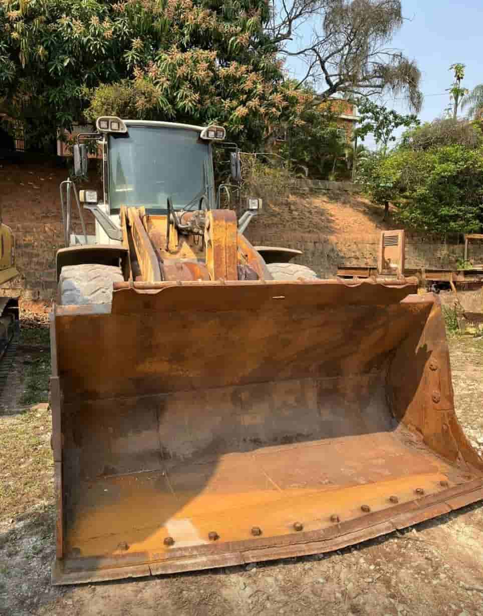 Pá Carregadeira Liebherr L566  2007