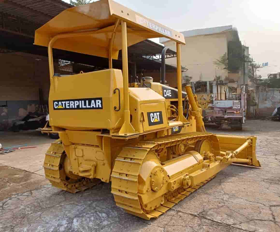 Trator de Esteira Caterpillar D4E 1993