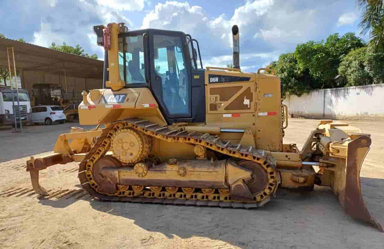 Trator de Esteira Caterpillar D6N XL 2013