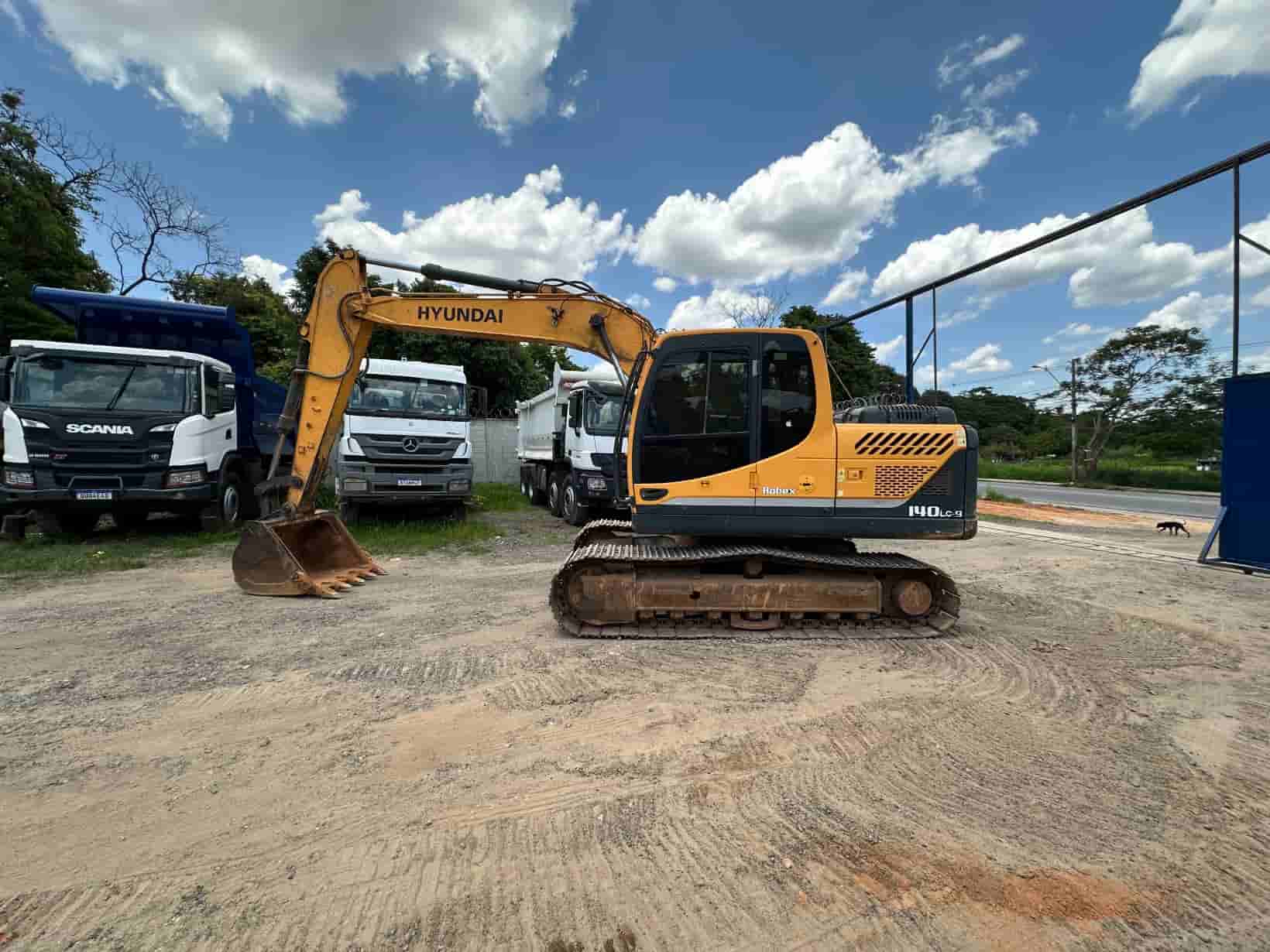 Escavadeira Hyundai R 140LC-9S 2020