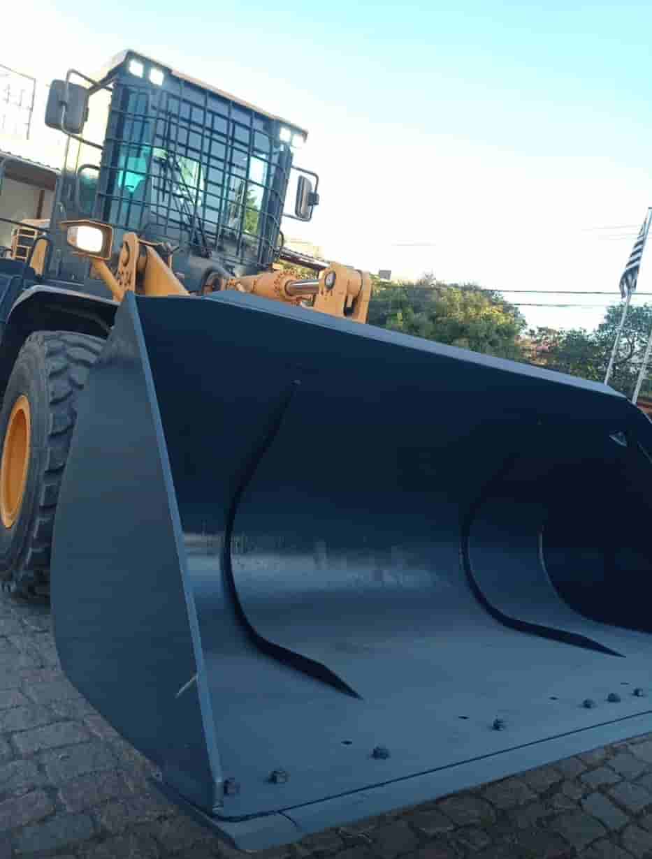 Pá Carregadeira Hyundai HL757 9S 2021