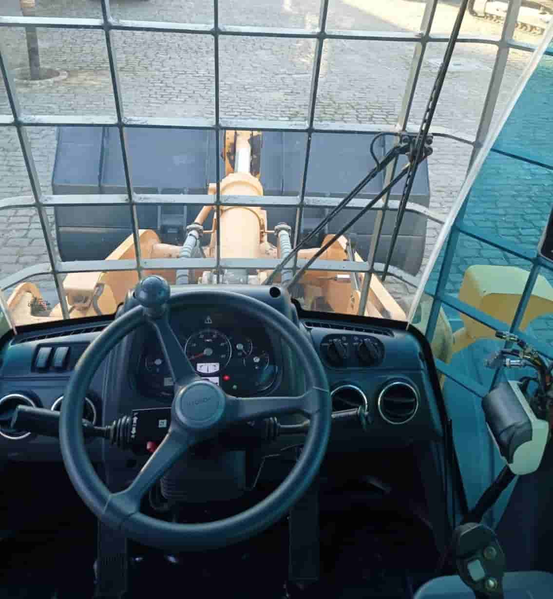 Pá Carregadeira Hyundai HL757 9S 2021