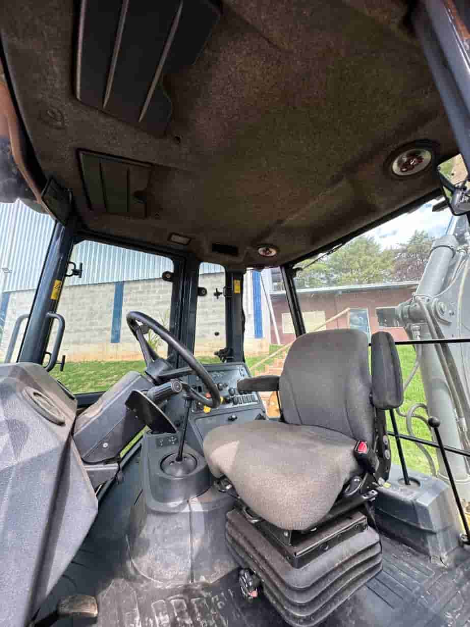 Retroescavadeira John Deere 310K 2014