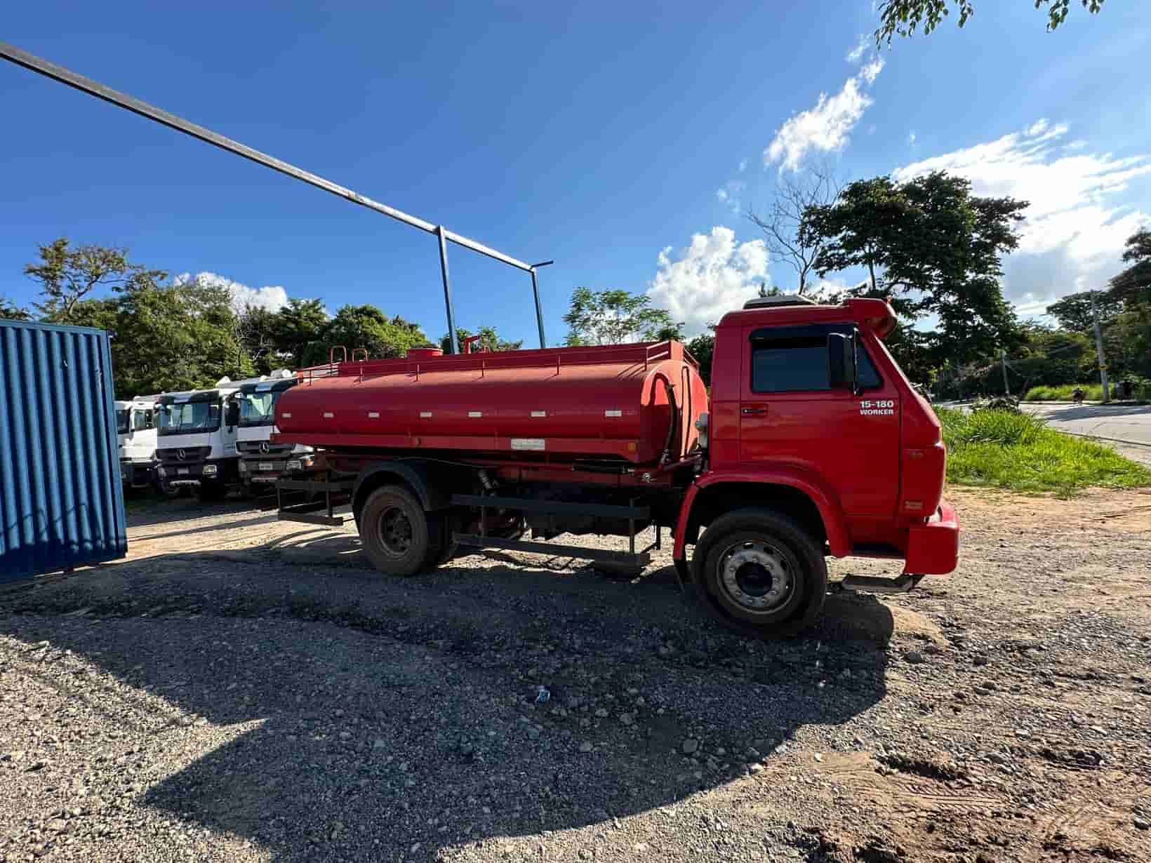 Caminhão Volkswagen 15180 4X2 2005