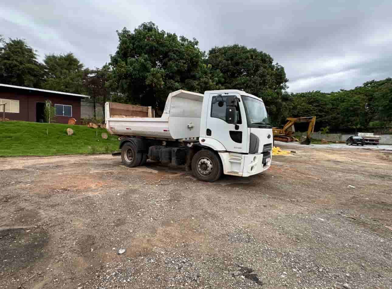 Caminhão Ford CARGO 1519 E Turbo 2013