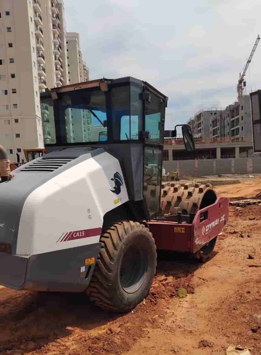 Rolo Compactador Dynapac CA15 2021
