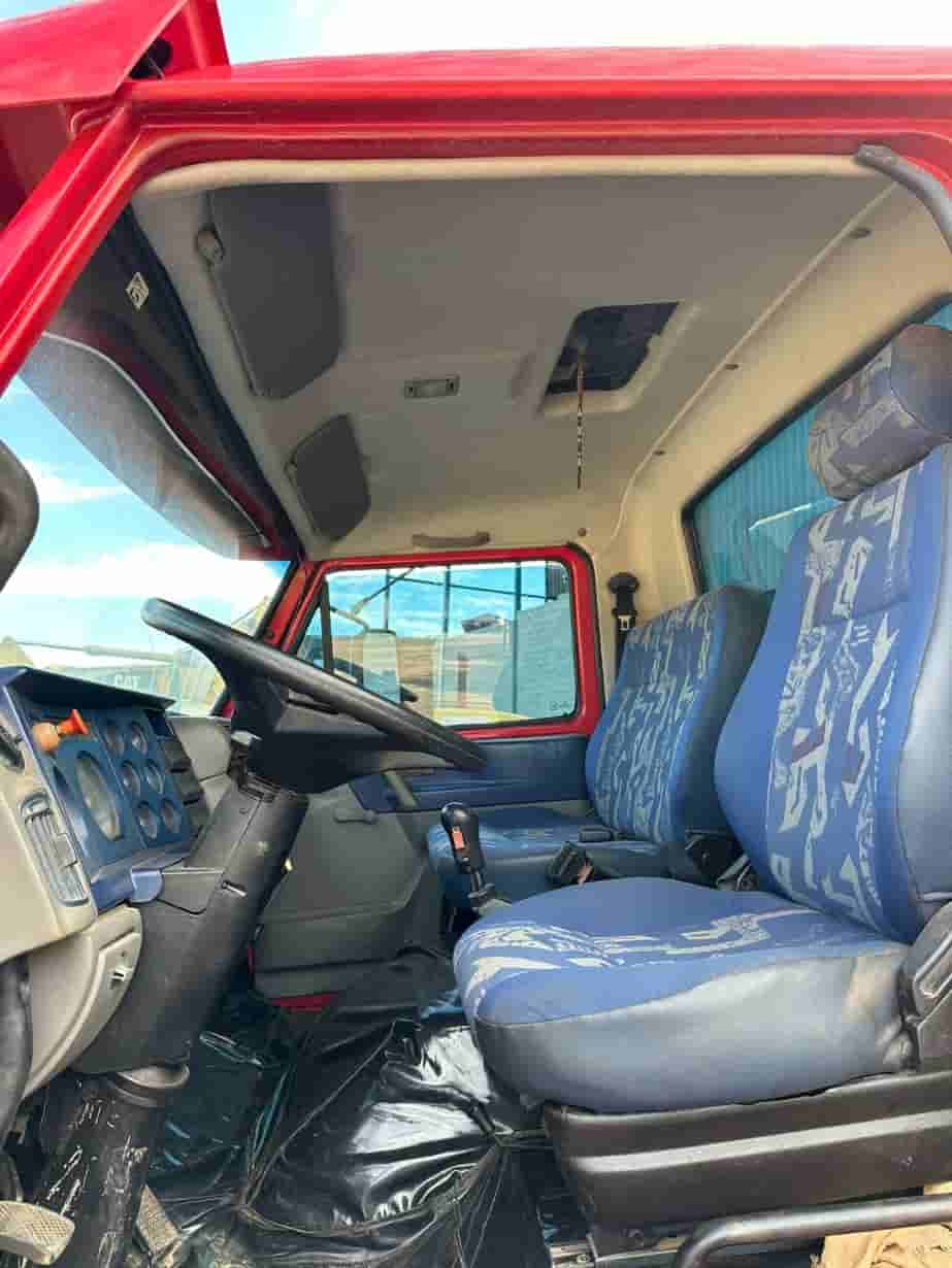 Caminhão Volkswagen 17180 2006