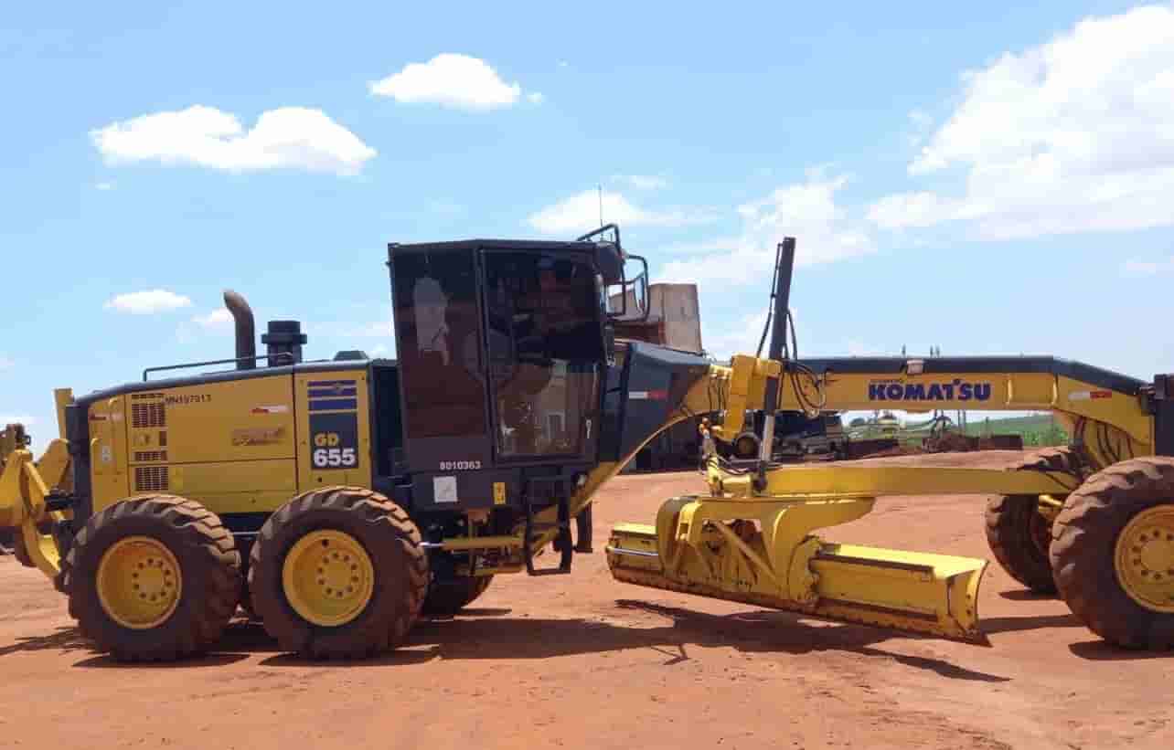 Motoniveladora Komatsu GD655 2021