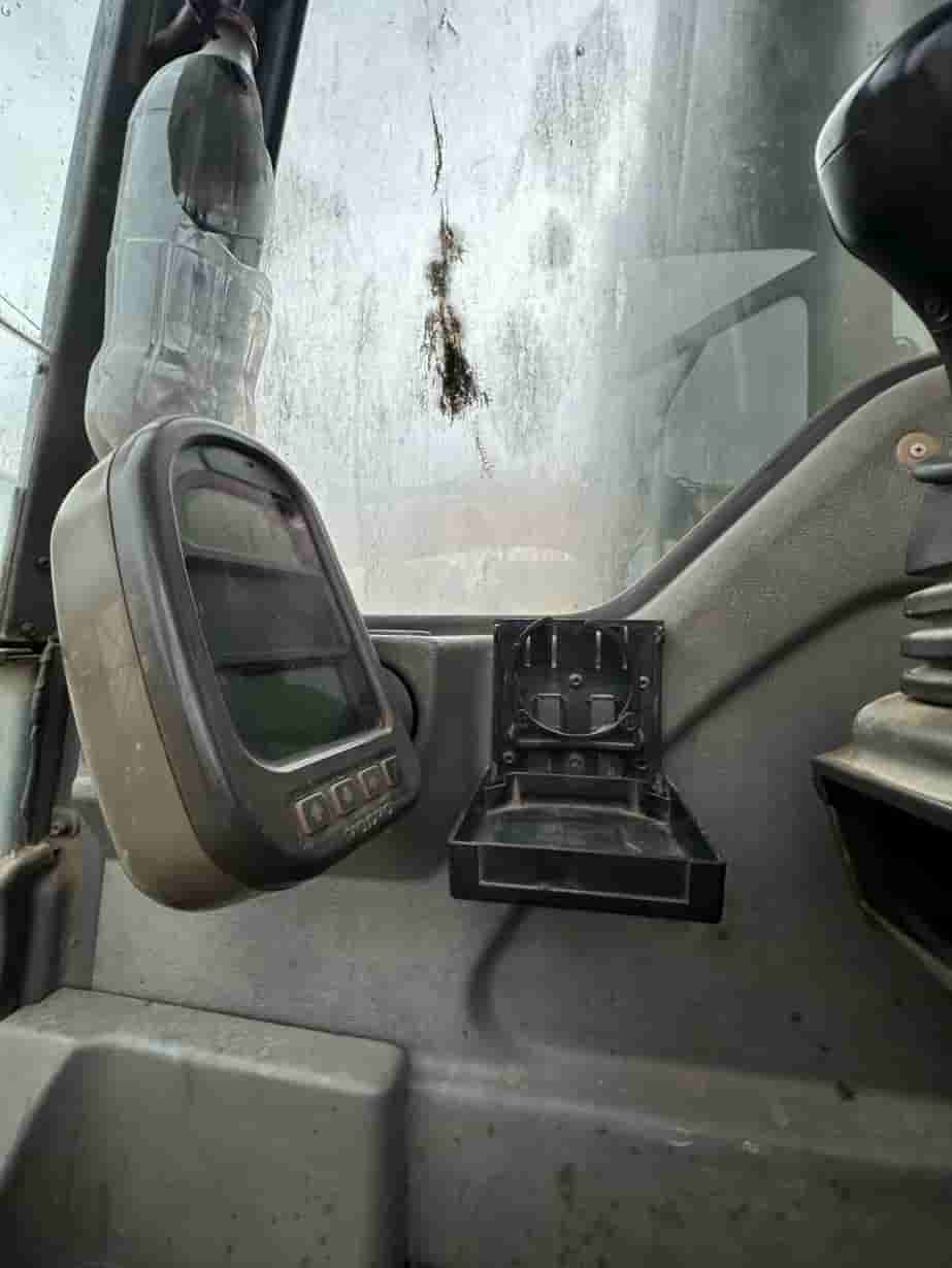Escavadeira Volvo EC210B 2009