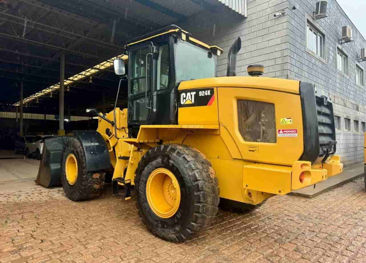 Pá Carregadeira Caterpillar 924K 2015