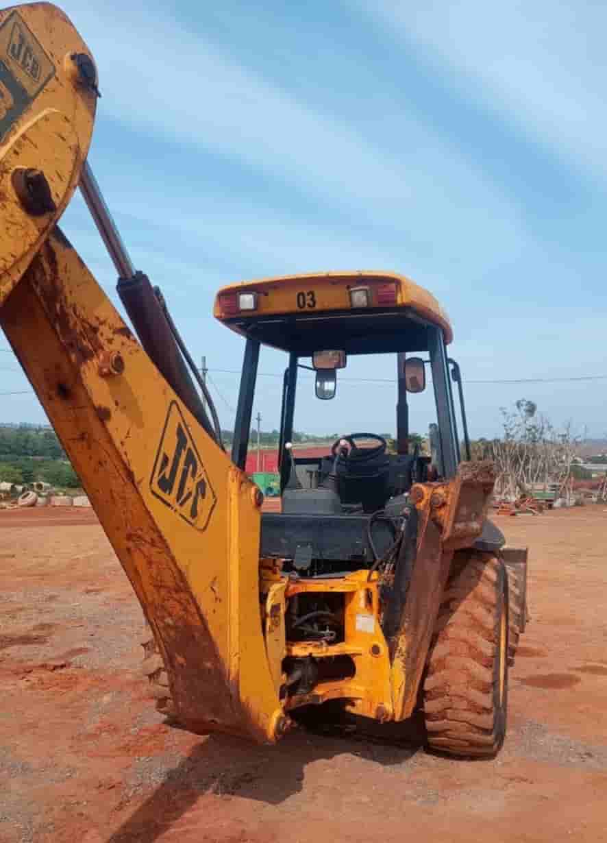 Retroescavadeira JCB 3C 2009