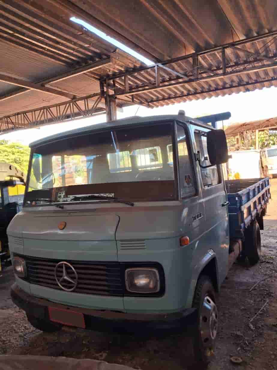 Caminhão Mecedes Benz 708 1987