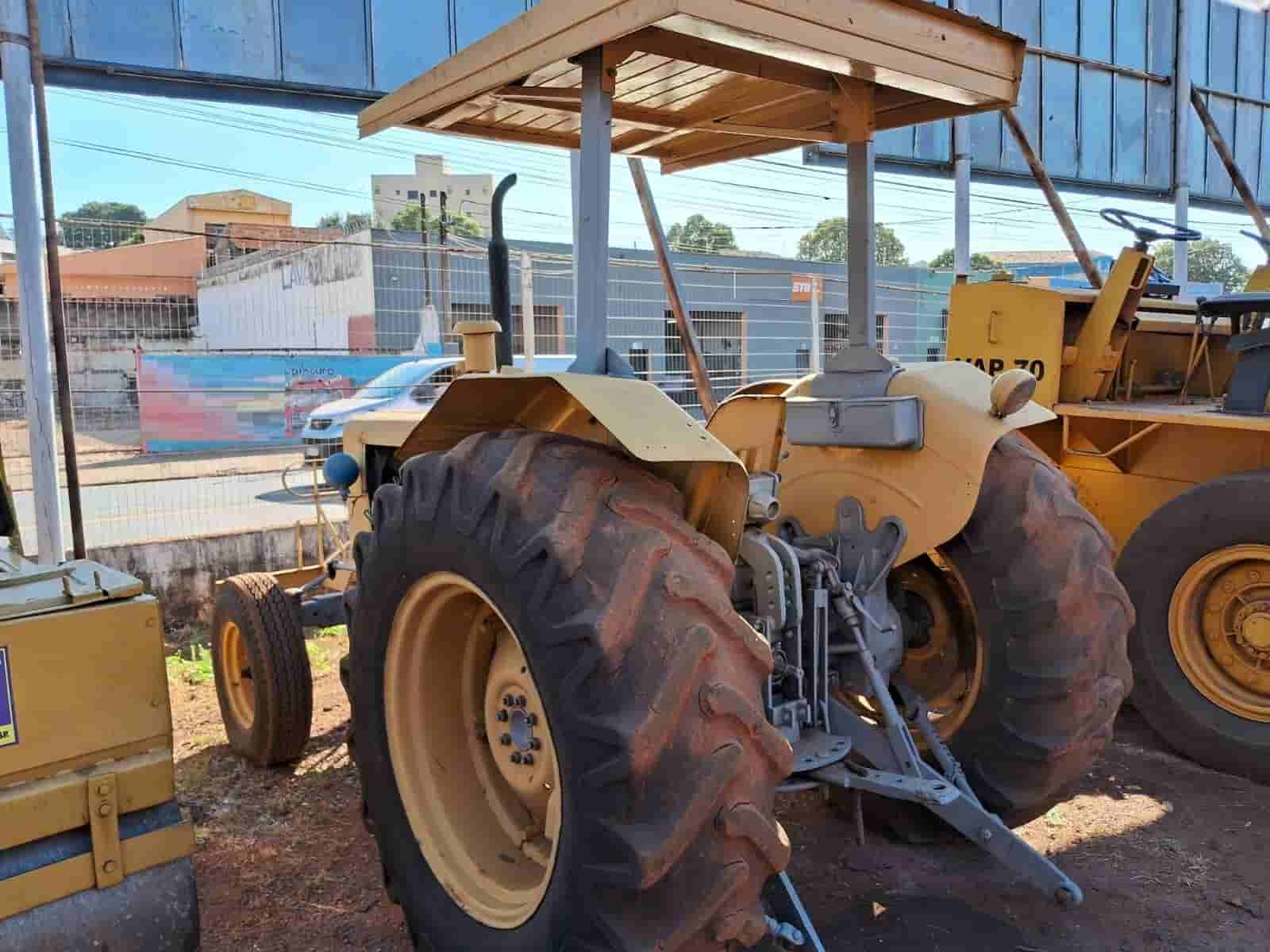 Trator Valmet 80 1983