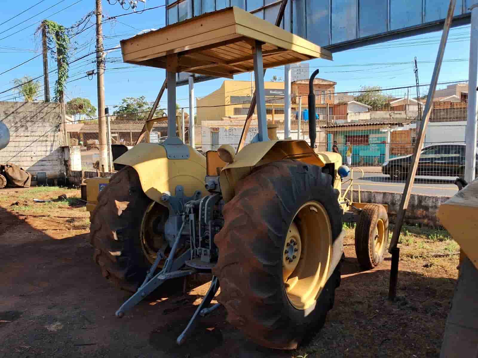 Trator Valmet 80 1983