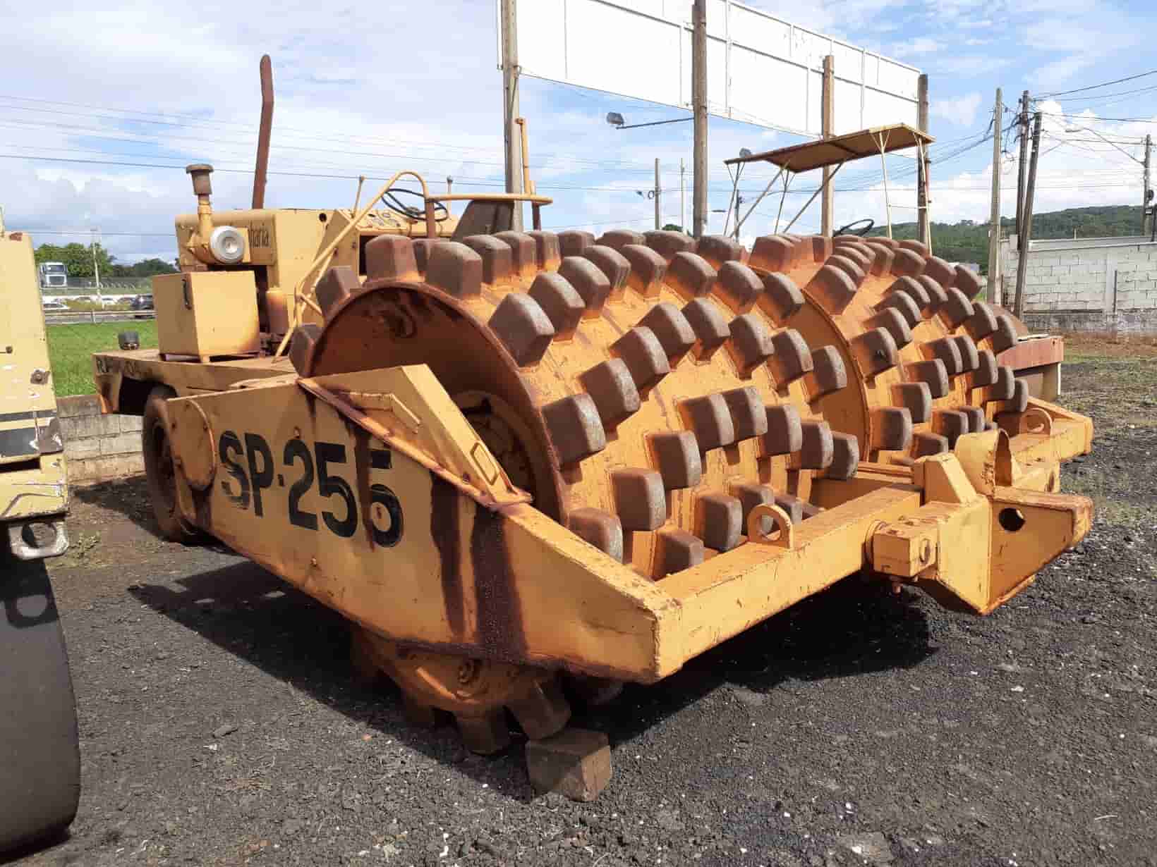 Rolo Compactador Tema terra SP255 1987