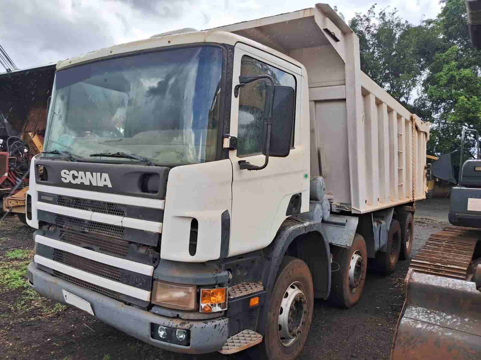 Caminhão Scania R400 2002