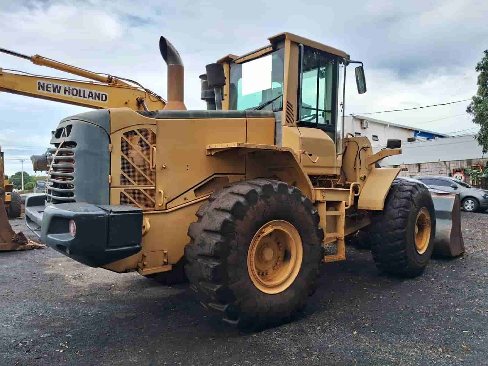Pá Carregadeira Volvo L110F 2009