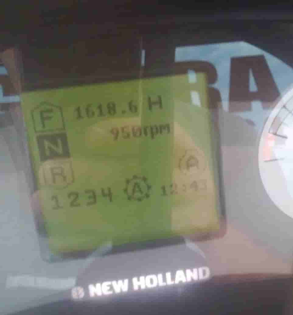 Pá Carregadeira New Holland W130 2023
