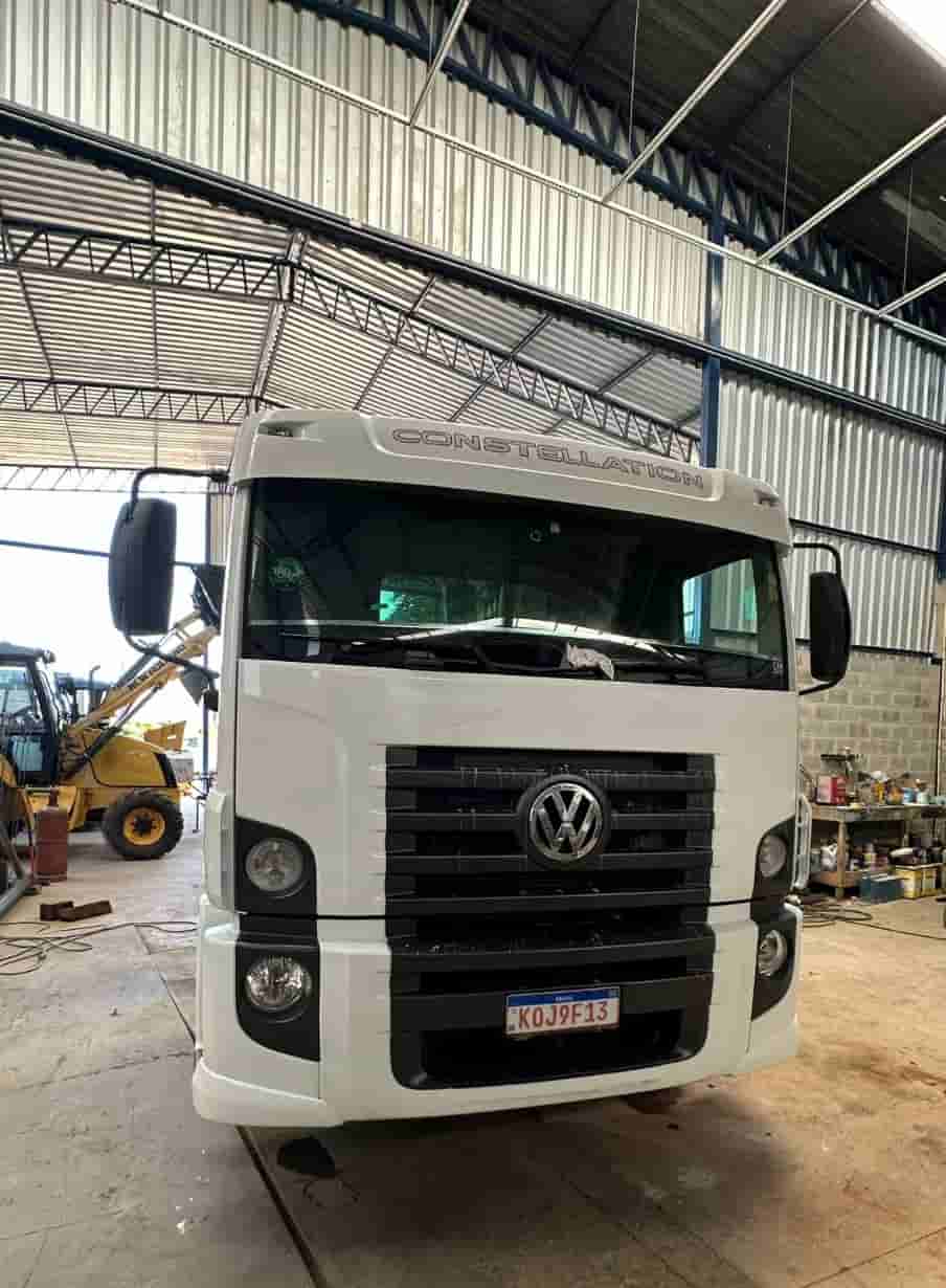 Caminhão Volkswagen 13180 2007
