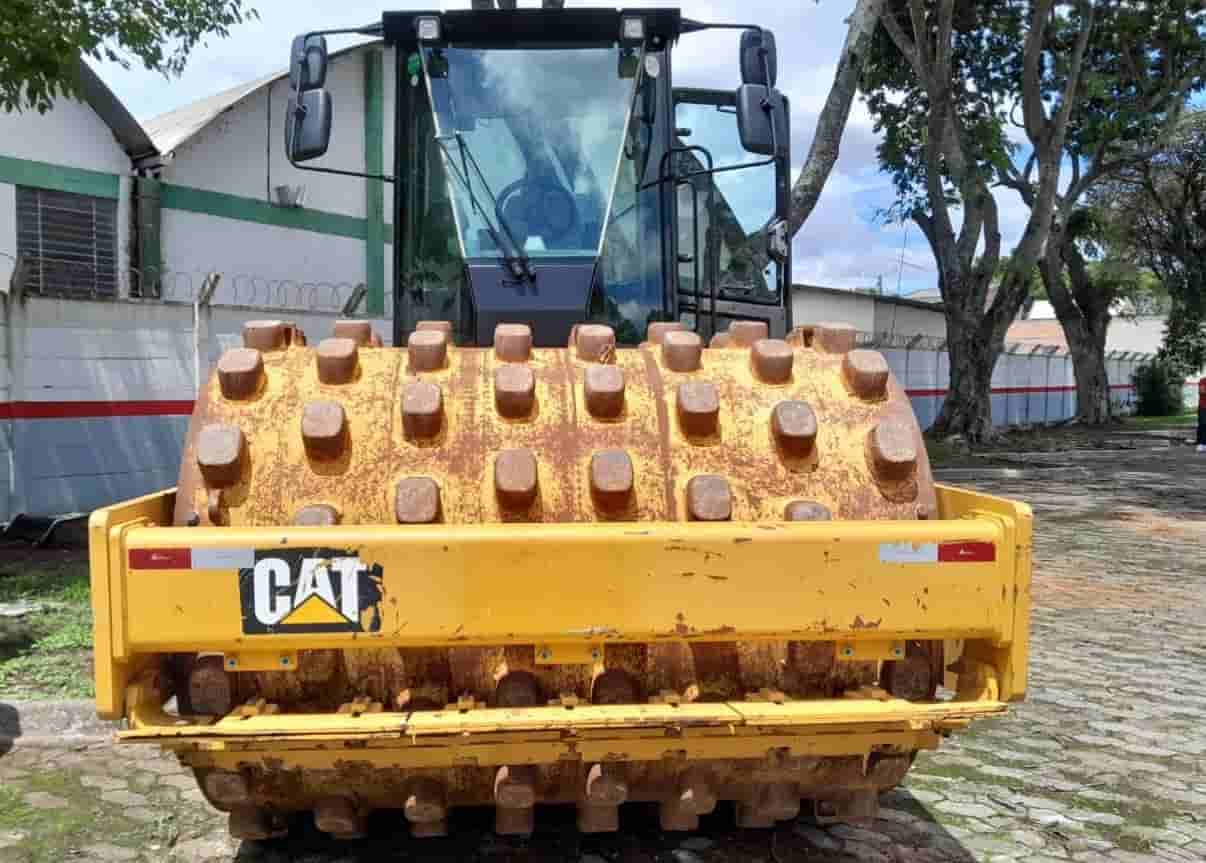 Rolo Compactador Caterpillar CS54B 2021