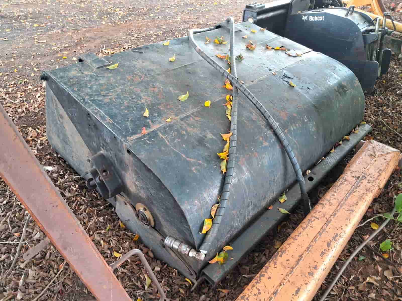 Peça Outros  Vassoura mecânica DM modelo VCR 1600