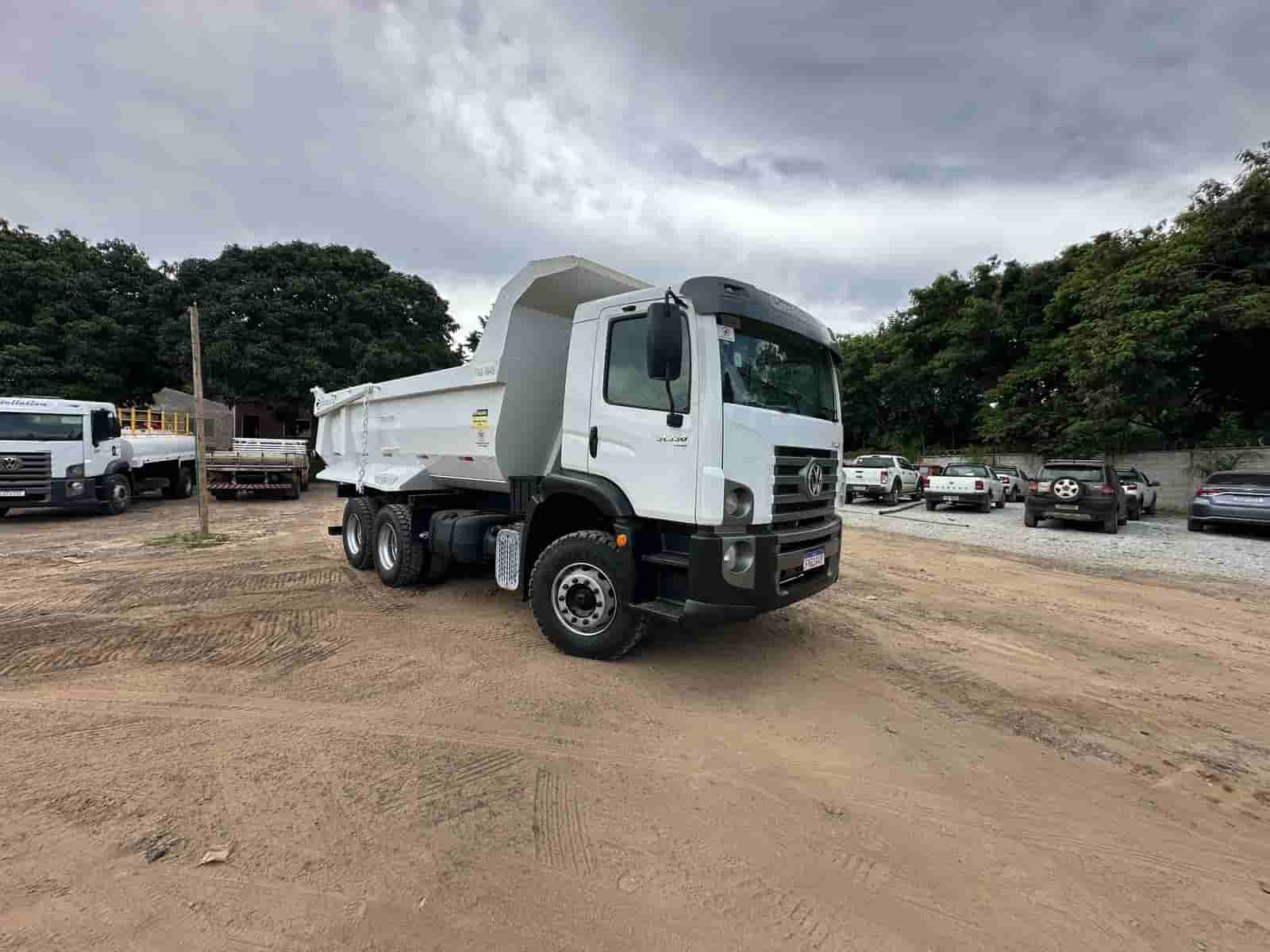 Caminhão Volkswagen 31330 2018