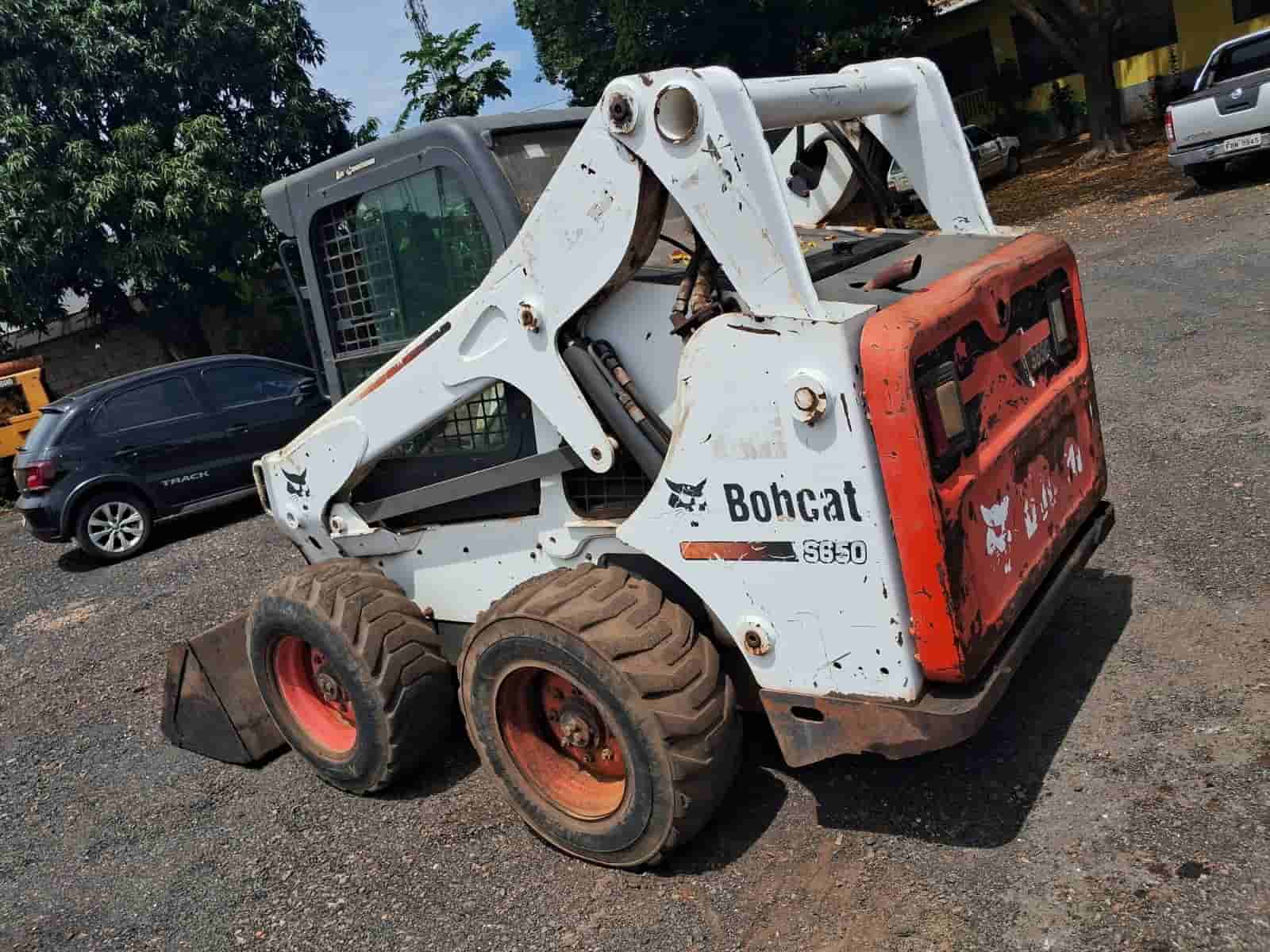 Mini Carregadeira Bobcat S650 2011