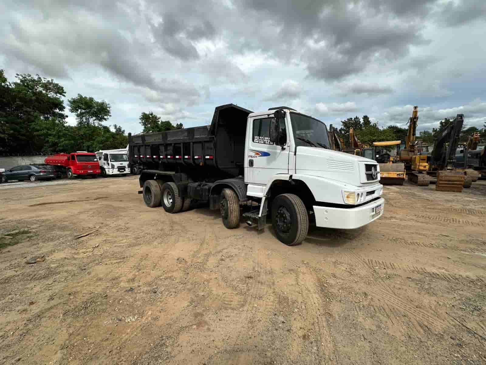 Caminhão Mecedes Benz 1620 2000