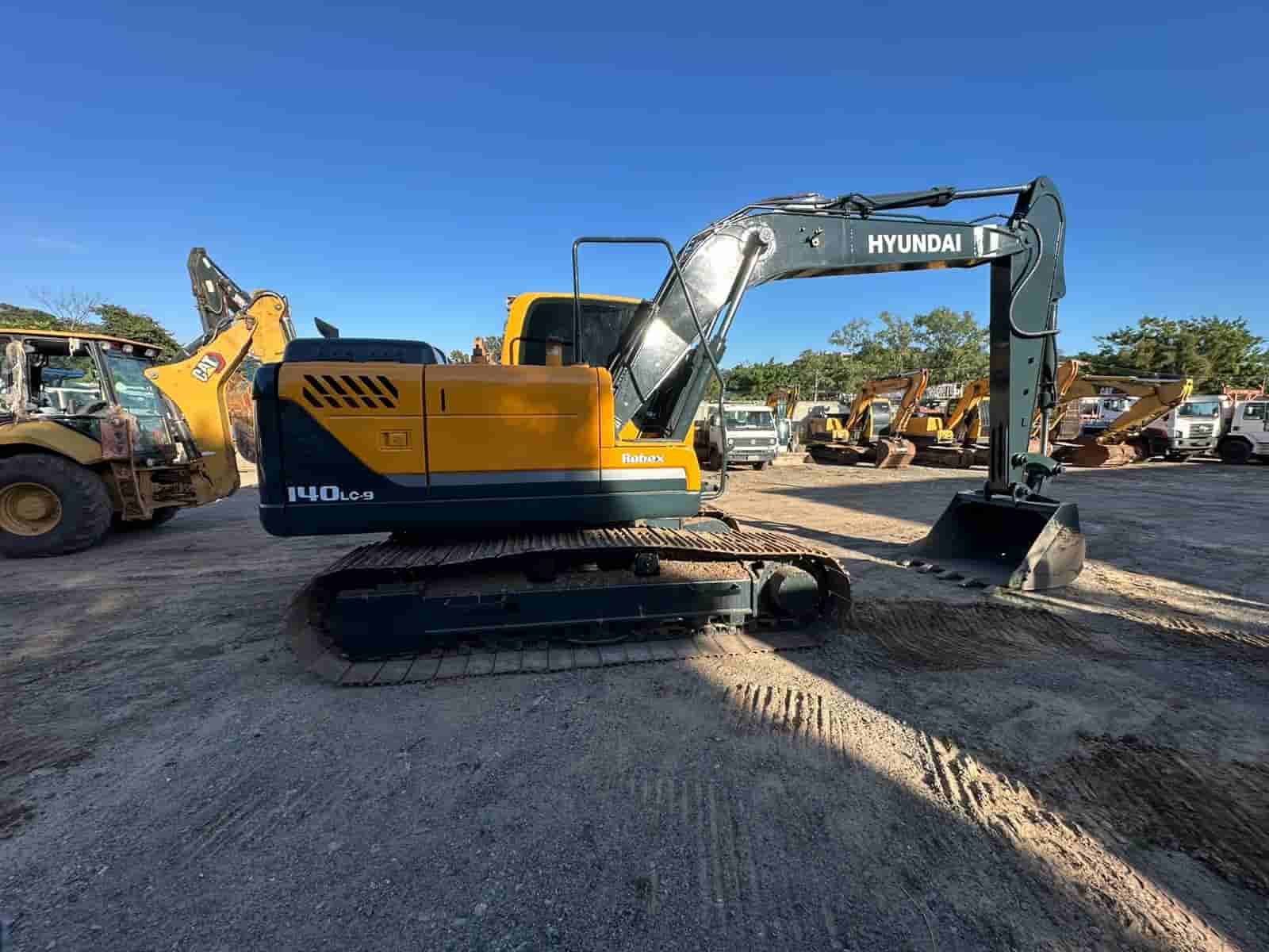 Escavadeira Hyundai R 140LC-9S 2020