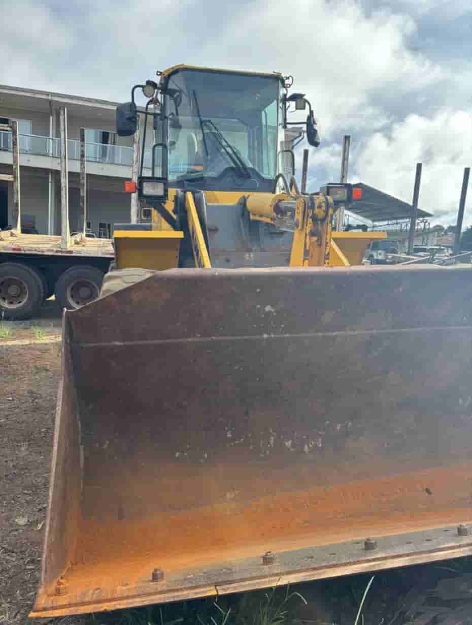 Pá Carregadeira Komatsu WA 200 2020