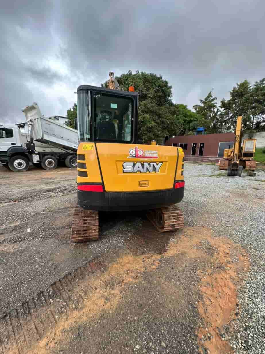 Escavadeira SANY SY135 C