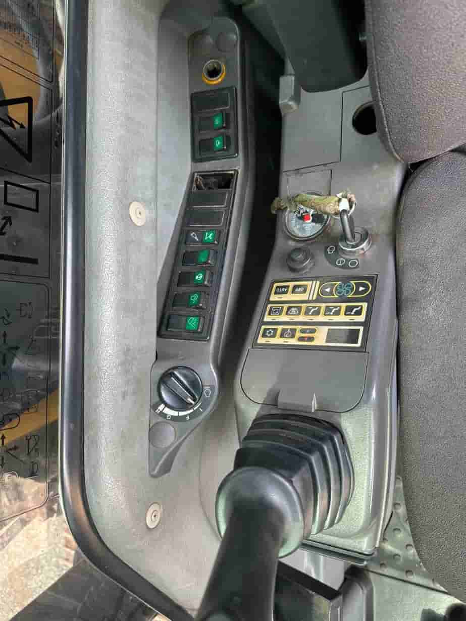 Escavadeira Volvo EC140B LCM PRIME 2013