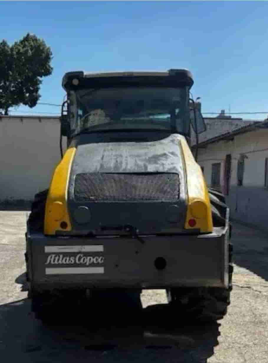 Rolo Compactador Dynapac CA250 2017